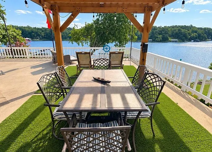 4br Lakefront Luxury - Hot Tub, Dock And Fire Pit Сasa de vacaciones